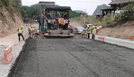 巴馬北互通至鳳山旅游道路改擴建工程有新進(jìn)展