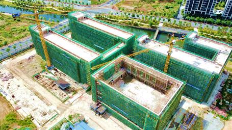 【奮戰(zhàn)三季度 打贏攻堅(jiān)戰(zhàn)】柳州市明德小學(xué)2#、3#教學(xué)樓主體結(jié)構(gòu)通過驗(yàn)收